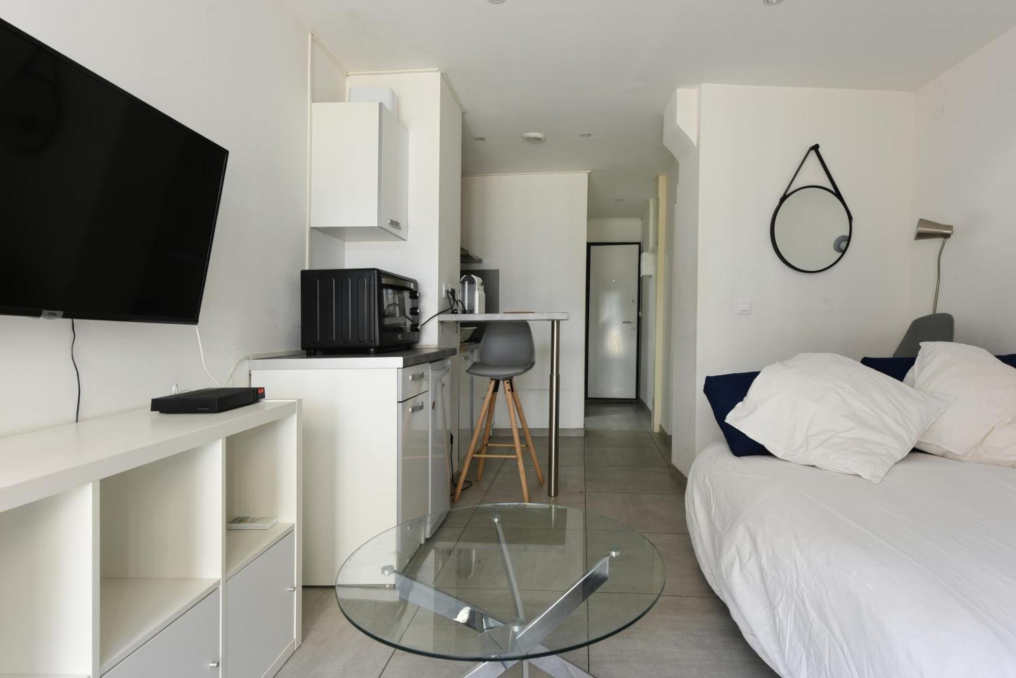 Provencal Studio Netflix Appart-Hotel-Provence La Fare-les-Oliviers Exterior foto